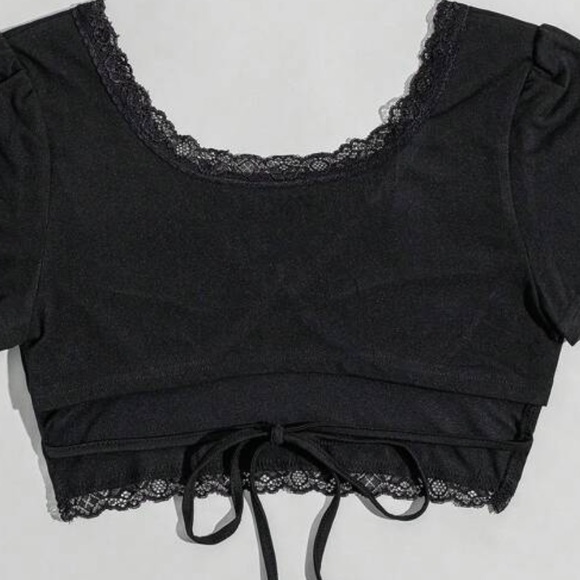 Black cropped lace top with back tie - Picture 5 of 5